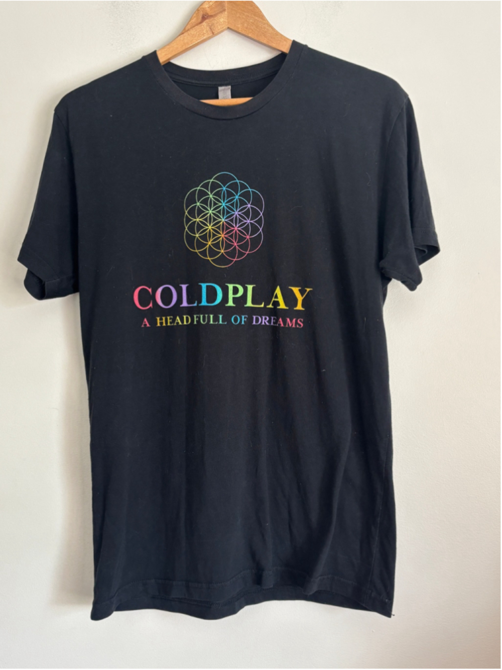Coldplay A Head Full of Dreams Concert Tour T-Shirt, Medium, Black Music Rock